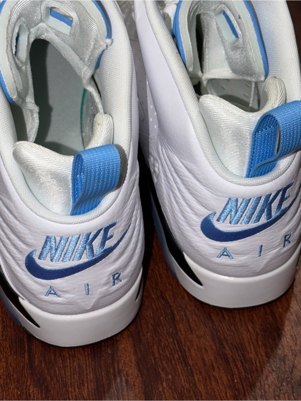 Jordan size 9 - Picture 10 of 16